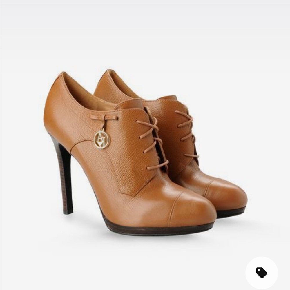 Armani Jeans Women’s Brown Leather High Heels – Size 6.5 – Excellent Con…